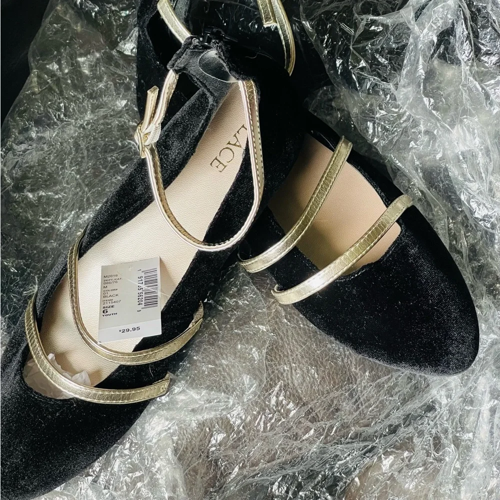 Children’s place girls black flats shoes